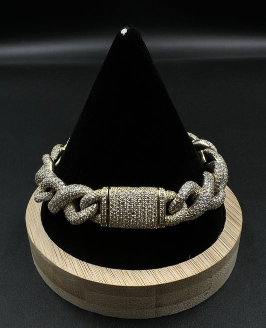 8.75” 10K Solid Gold Natural Diamond Infinity Link Bracelet SI 30ct | 106.5g Box