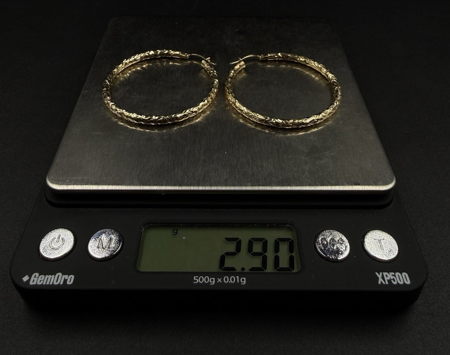 1.61” 14K Hollow Yellow Gold Diamond-Cut Hoop Earrings | 2.89g | 3mm Thick |