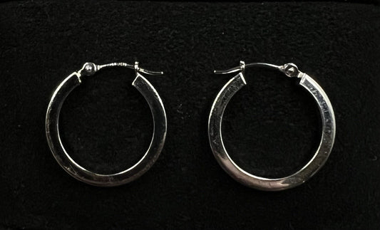 14K Hollow White Gold Hoop Earrings | 1.12g | .08” x .72” | JCM |