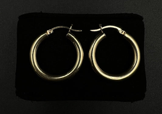 14K Hollow Yellow Gold Hoop Earrings | 2.78g | 1” Wide x .15” Thick |