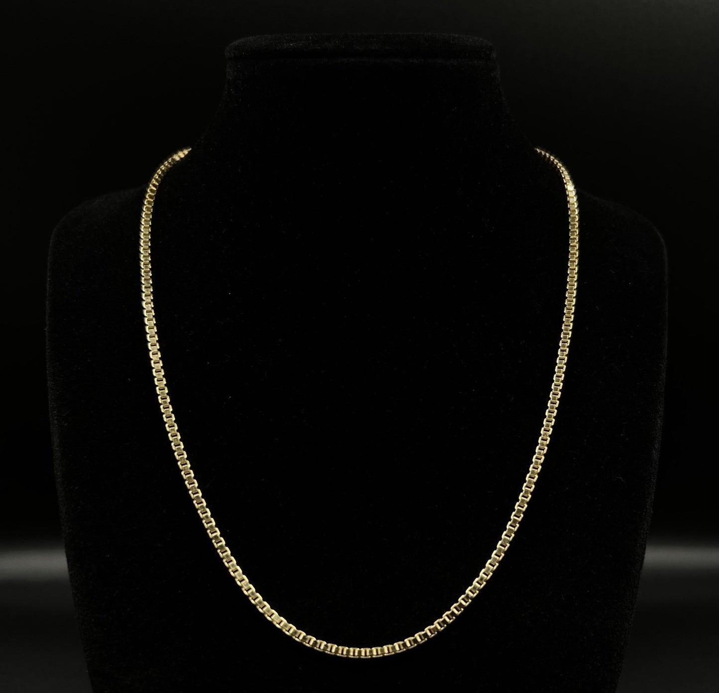 18” 14K Semi-Solid Yellow Gold Box Chain | 6.62g | 2.4mm | Italy | Lobster |