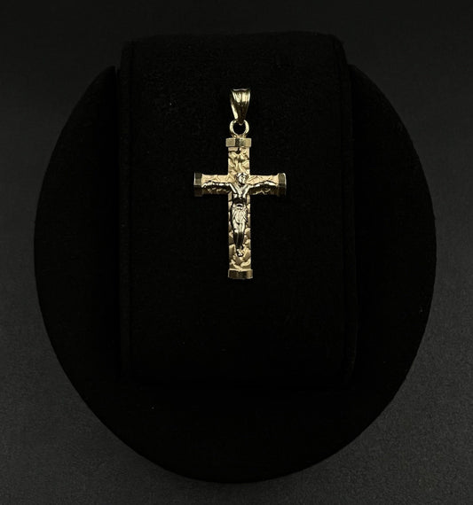 .62” x 1.3” 14K Solid Two-Tone Gold Diamond Cut Nugget Crucifix Pendant | 1.94g