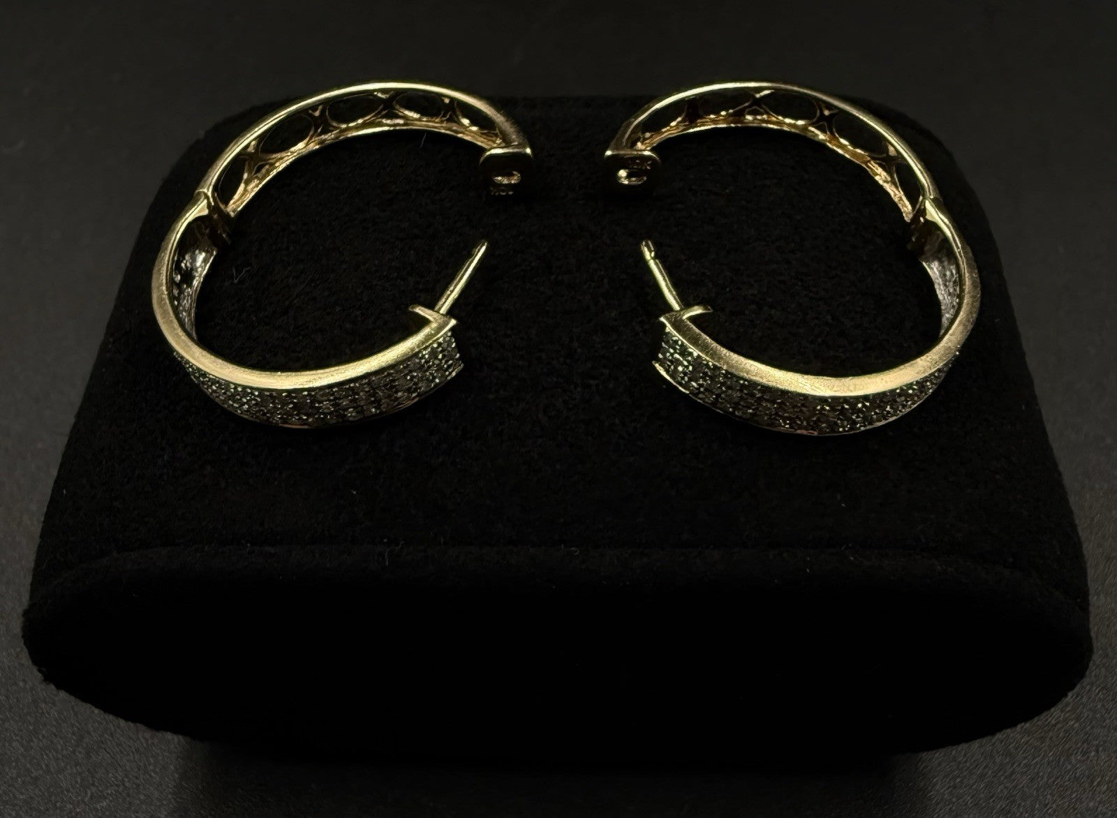0.92” 10k Solid Yellow Gold Natural Diamond Hoop Earrings 4g | 4.4mm i-Clarity