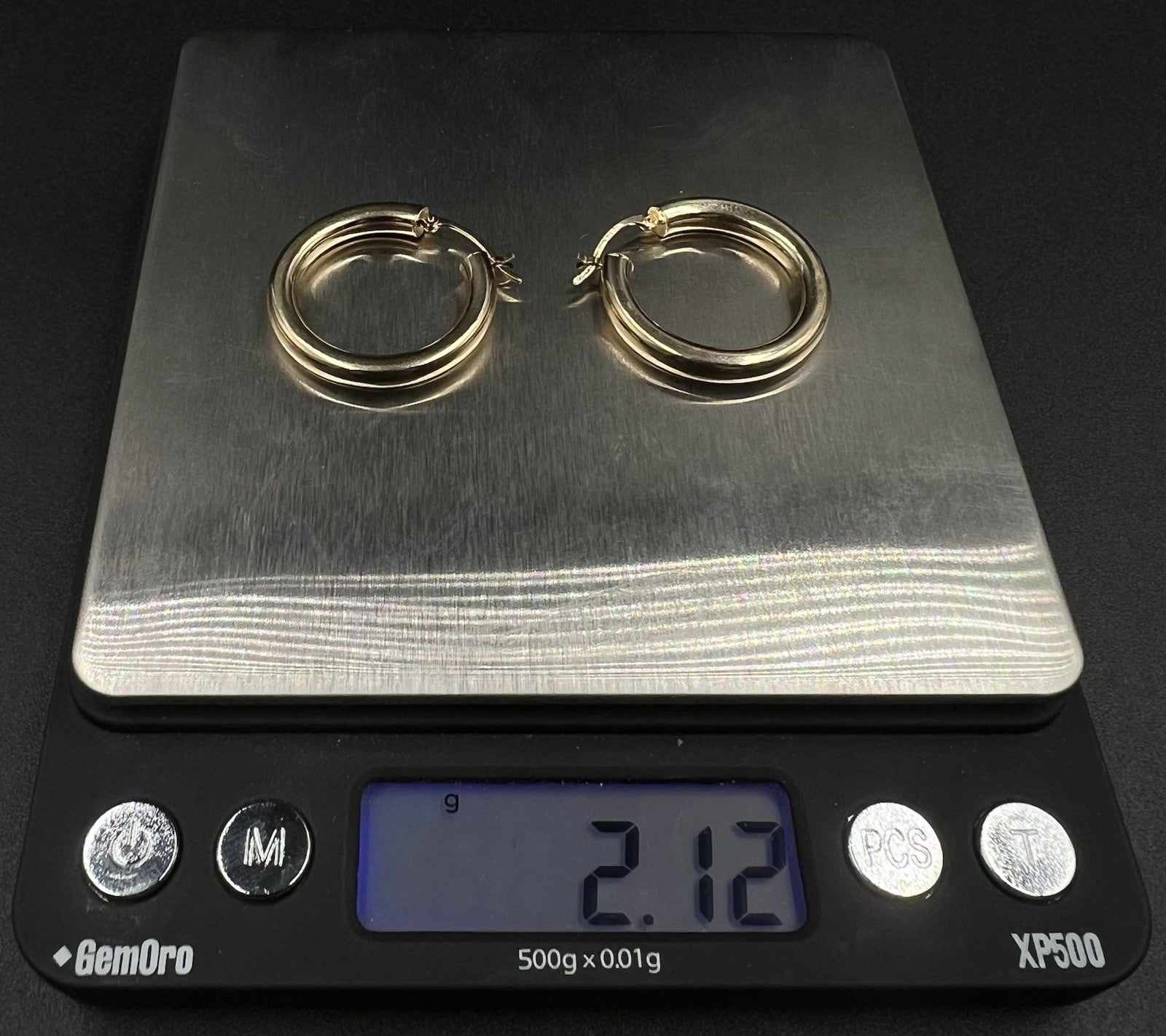 14K Hollow Yellow Gold Hoop Earrings | 2.11g | 1.06” Wide x .15” Thick | Hinged