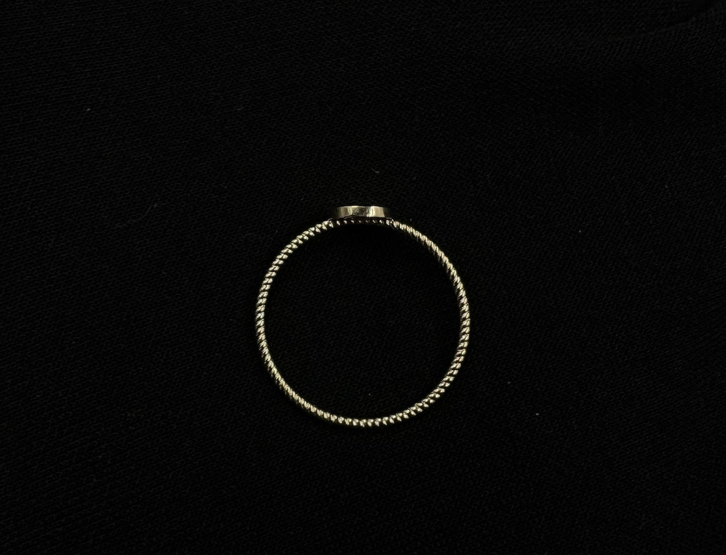 14K Semi-Solid Yellow Gold Engravable Disc Ring | Size 7 | .98g |