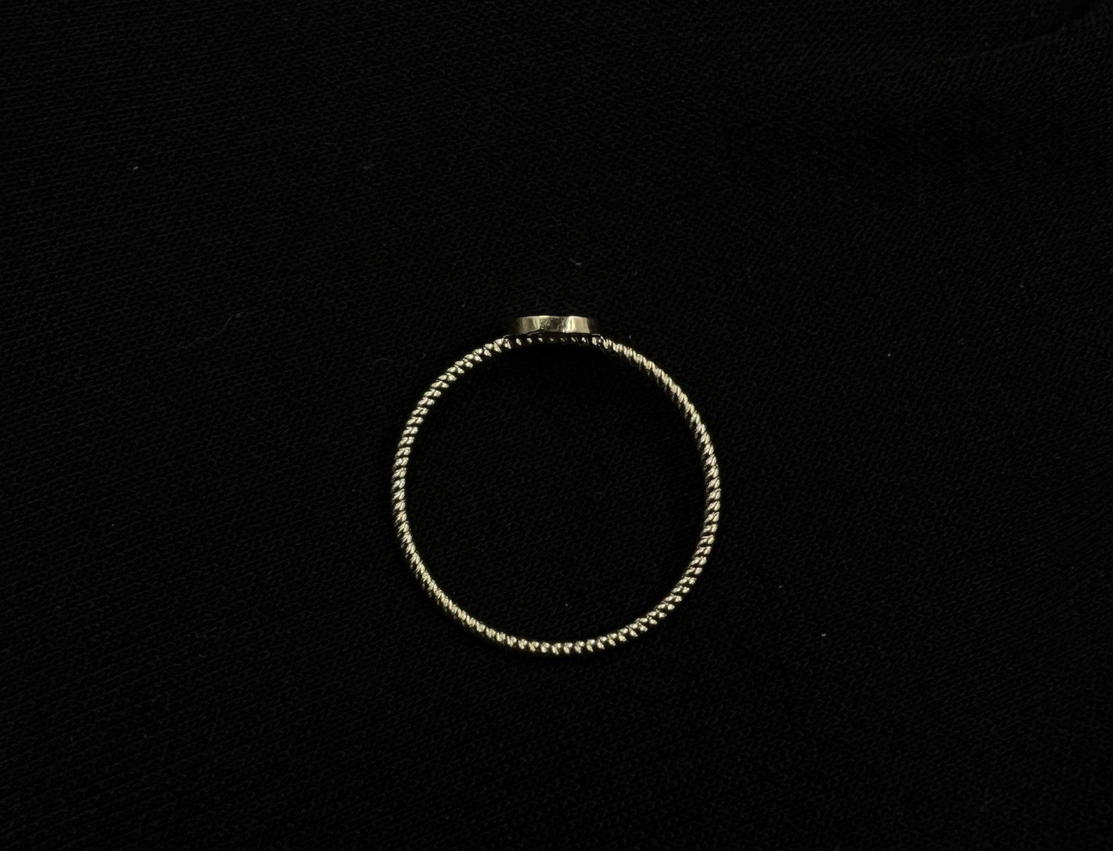 14K Semi-Solid Yellow Gold Engravable Disc Ring | Size 7 | .98g |