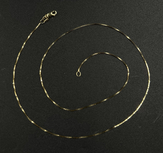 16” 14K Hollow Yellow Gold Box Chain | 1.53g | .8MM | RCI | Indonesia | Lobster