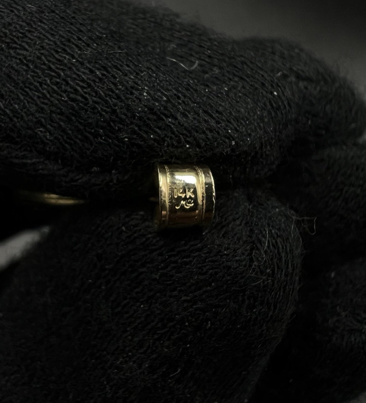 .87” 14K Hollow Yellow Gold Saint Anthony Pendant | 2.53g | 3.5MM Bail |