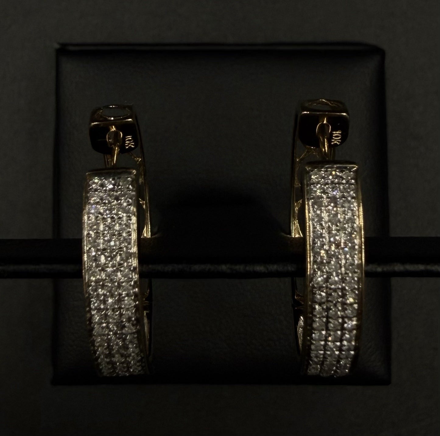 0.92” 10k Solid Yellow Gold Natural Diamond Hoop Earrings 4g | 4.4mm i-Clarity