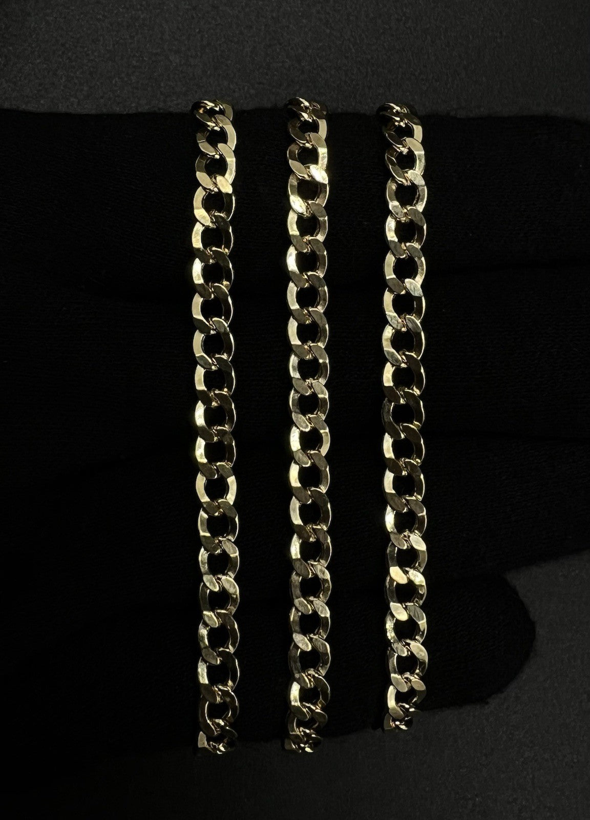 22” 10K Hollow Yellow Gold Diamond Cut Cuban Chain | 10.3g | 5.2MM | Lobster |