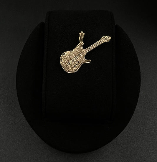 1.29” x .76” 14K Solid Yellow Gold Diamond Cut Guitar Pendant | 1.86g |