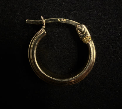 0.53” 14k Hollow Yellow Gold - Huggie Hoop Earrings | 0.98g | 0.15” Thick |