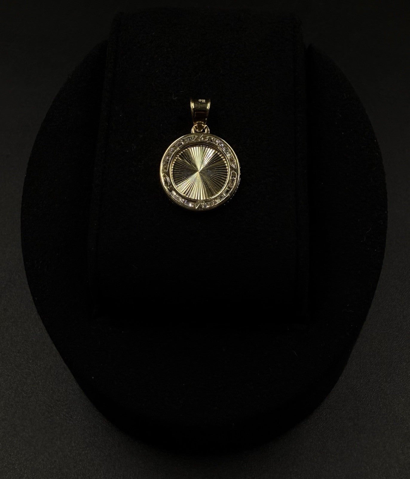 .62” 10K Hollow Yellow Gold Diamond Cut CZ Medallion | 1g | 3.5mm Bail |