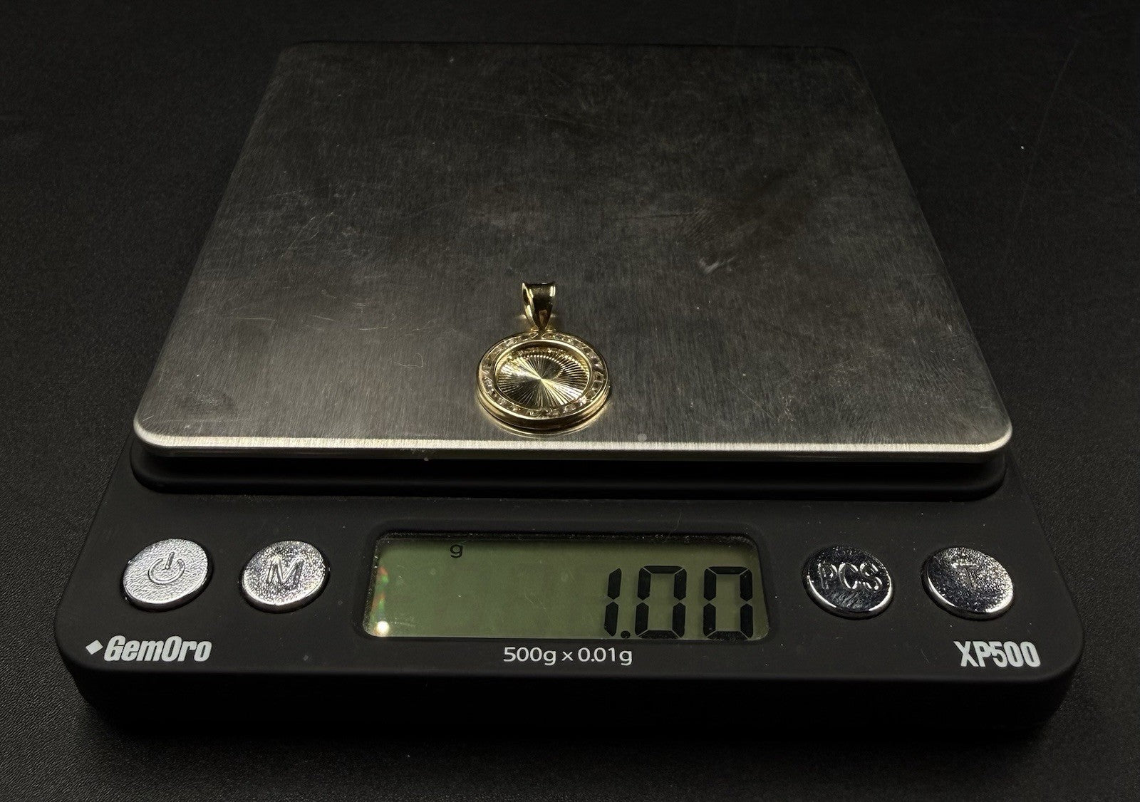 .62” 10K Hollow Yellow Gold Diamond Cut CZ Medallion | 1g | 3.5mm Bail |