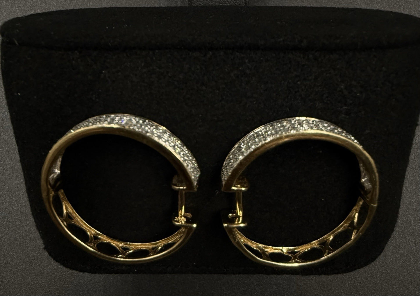 0.92” 10k Solid Yellow Gold Natural Diamond Hoop Earrings 4g | 4.4mm i-Clarity