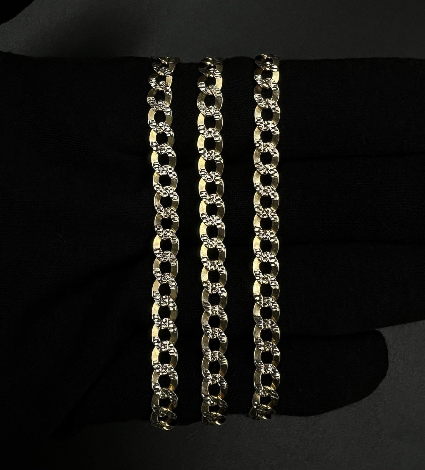 23.5” 10K Semi-Solid Yellow Gold Diamond Cut Cuban Chain | 16.68g | 5.5mm Italy