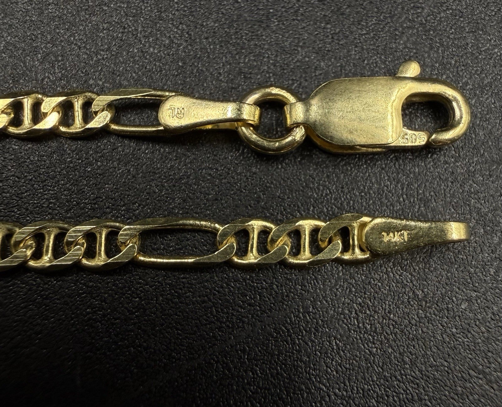20” 14k Solid Yellow Gold Diamond Cut Figaro Mariner Chain | 5.83g | 2.7mm |