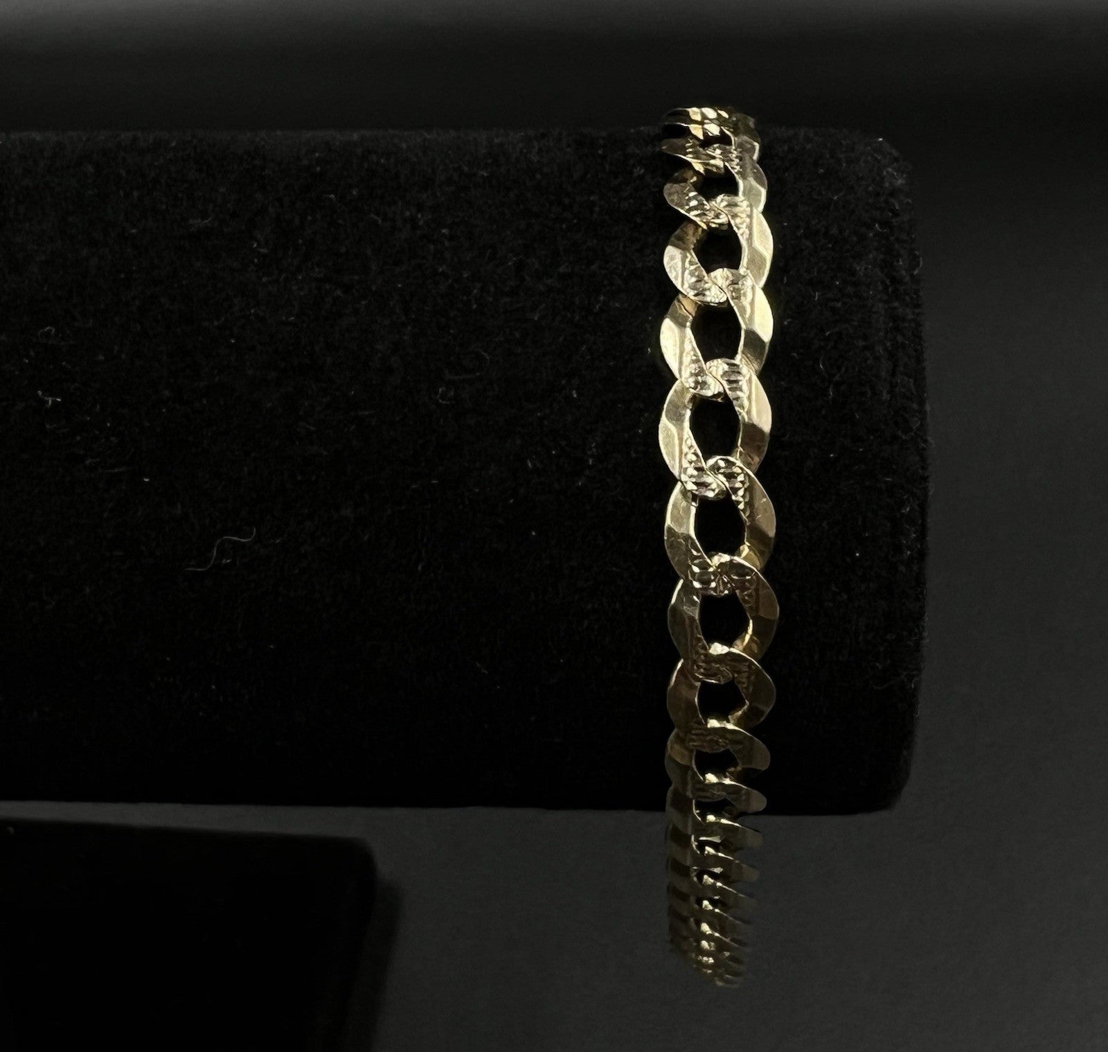 9” 14K Yellow Gold Diamond Cut Cuban Bracelet | 12.3g | 7MM | Italy | Lobster