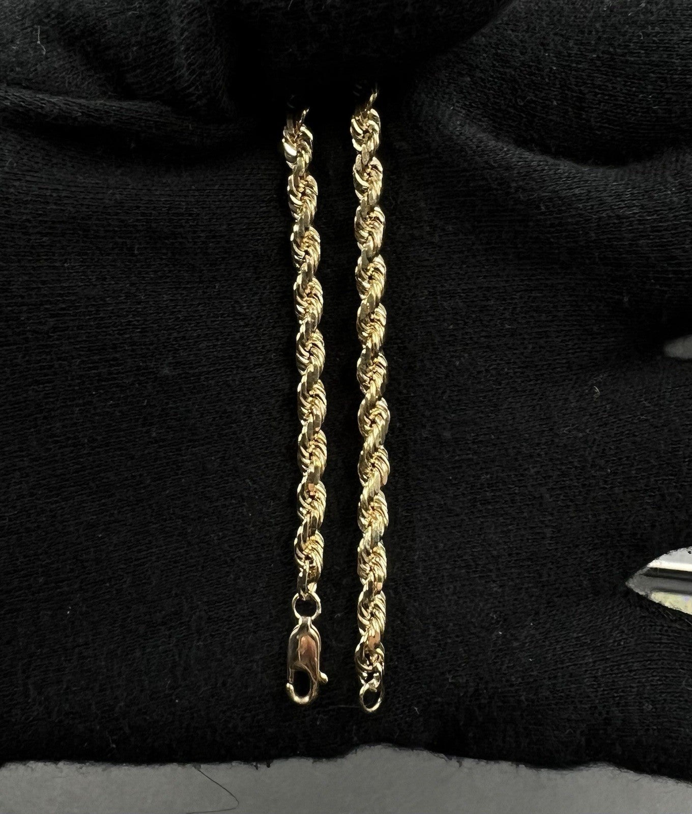 8” 10K Semi-Solid Yellow Gold Diamond Cut Rope Bracelet | 9.16g | 3.8MM Lobster