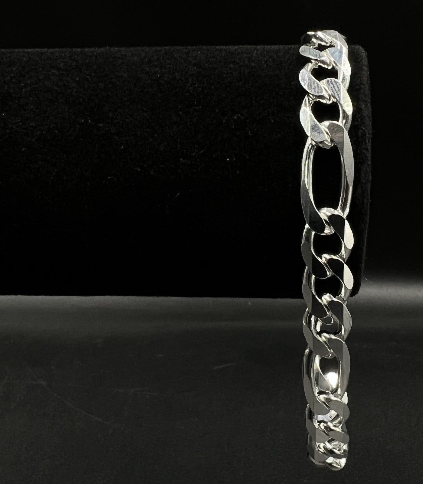 9” 925 Solid Sterling Silver Diamond Cut Figaro Bracelet 25.07g | 9.2mm | Italy