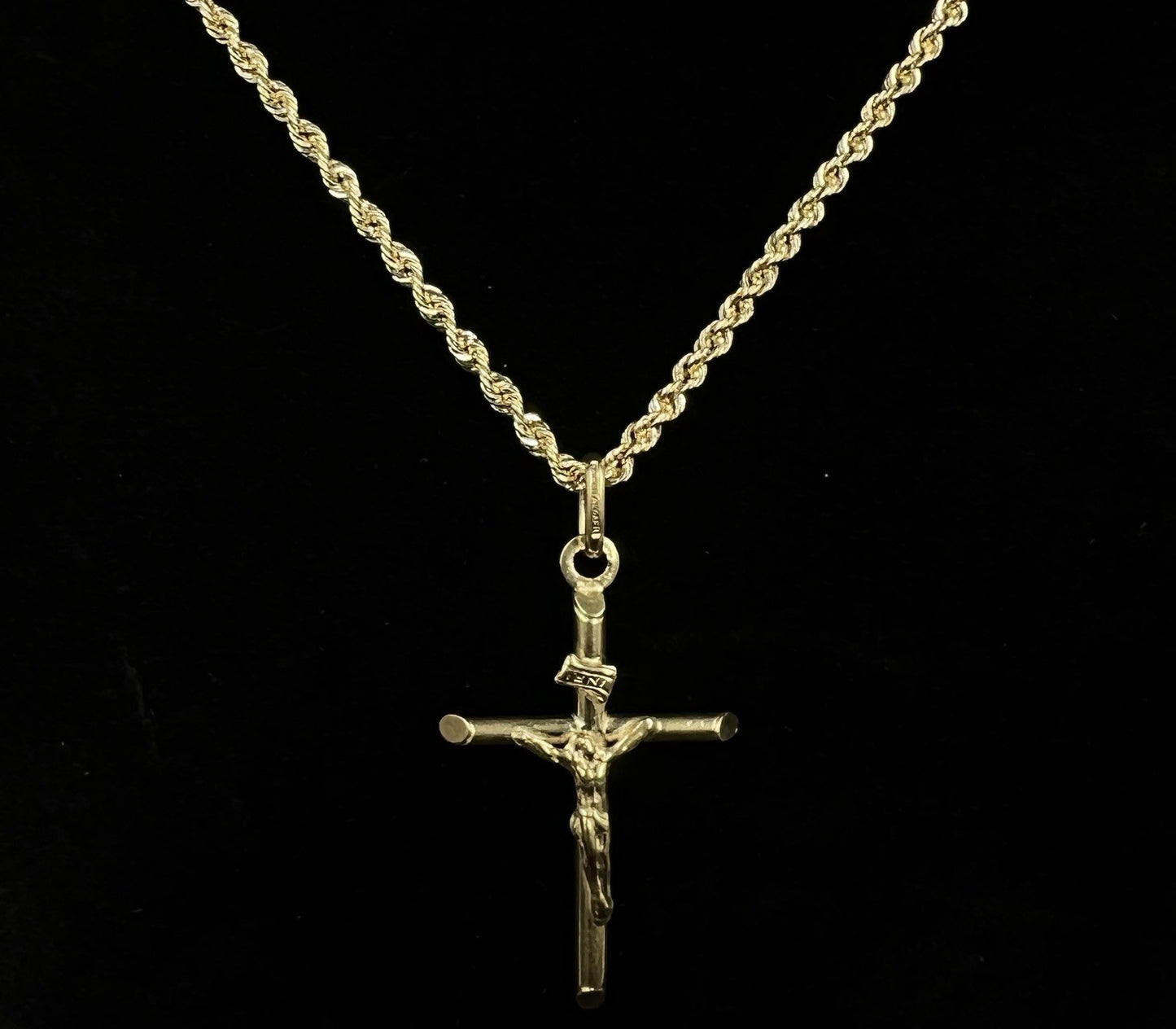.8” x 1.5” 14K Hollow Yellow Gold Crucifix Pendant 1.71g 2.6 x 5.6mm Bail Italy