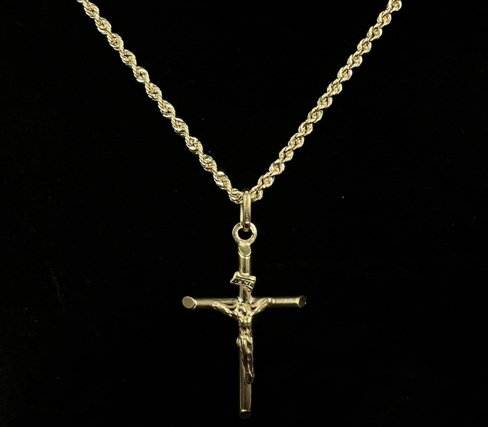 .8” x 1.5” 14K Hollow Yellow Gold Crucifix Pendant 1.71g 2.6 x 5.6mm Bail Italy