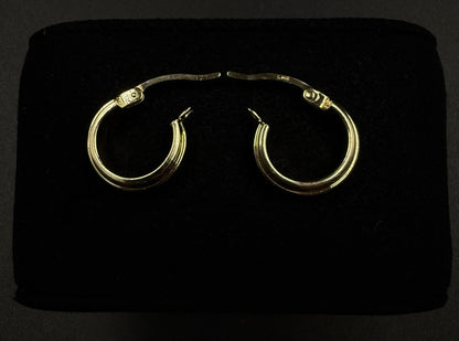 0.53” 14k Hollow Yellow Gold - Huggie Hoop Earrings | 0.98g | 0.15” Thick |