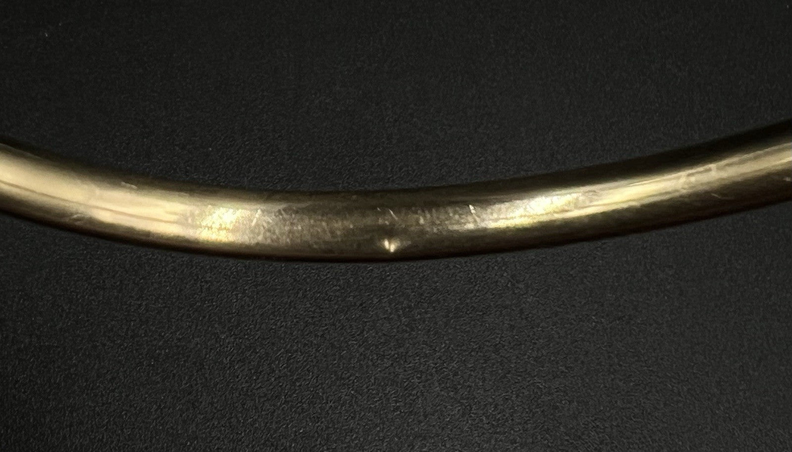 7.25” 14K Hollow Yellow Gold Diamond Cut Bangle Bracelet | 5.70g | 4.7MM | Box |