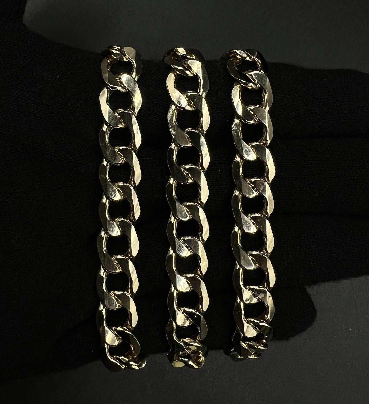 22” 14K Hollow Yellow Gold Diamond Cut Cuban Chain | 43.3g | 11MM | Lobster |