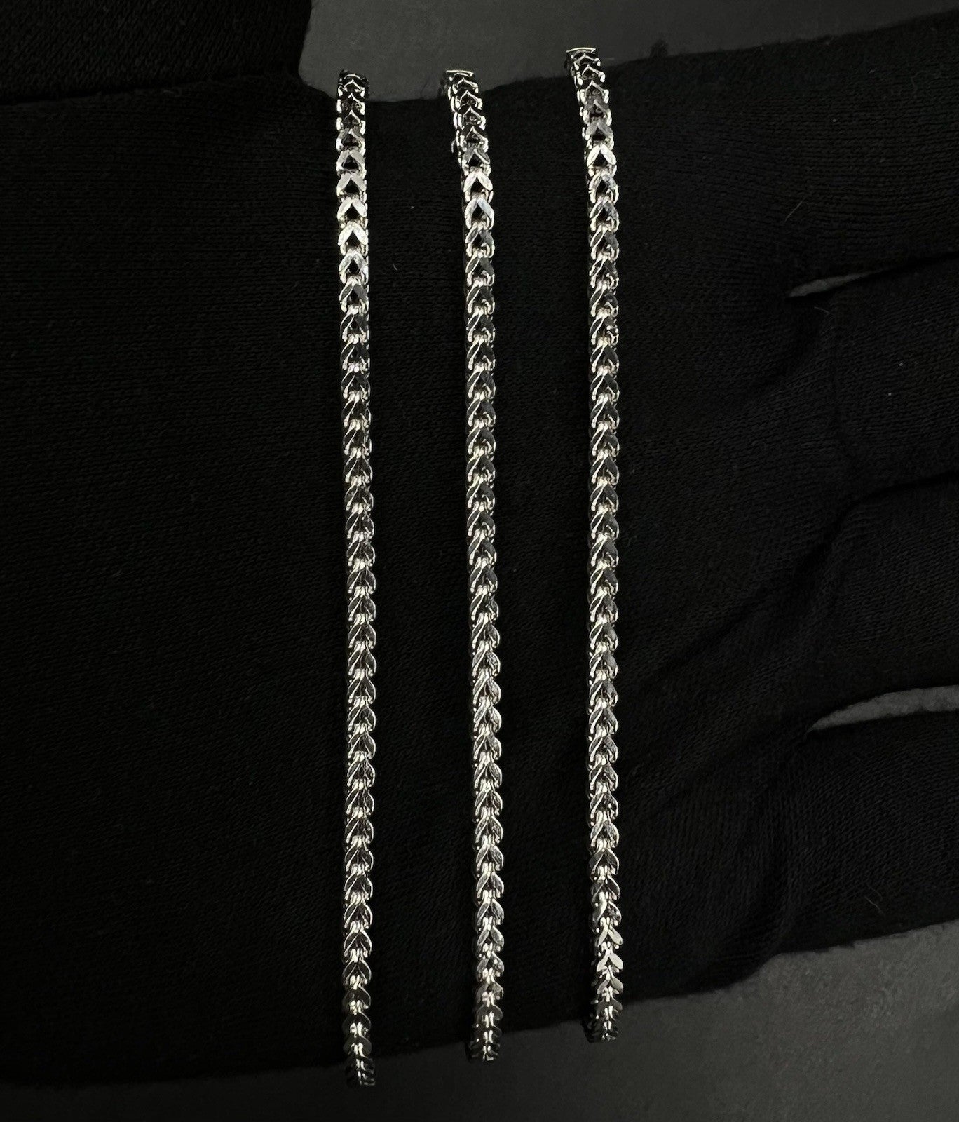 25” 10K Hollow White Gold Diamond Cut Franco Box Chain | 11.14g | 2.6MM | ALI |
