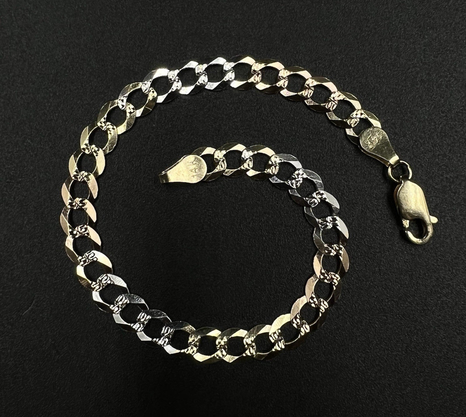7.25” 14K Semi-Solid Tri-Tone Gold Diamond Cut Curb Bracelet | 6.36g | 5.6MM |