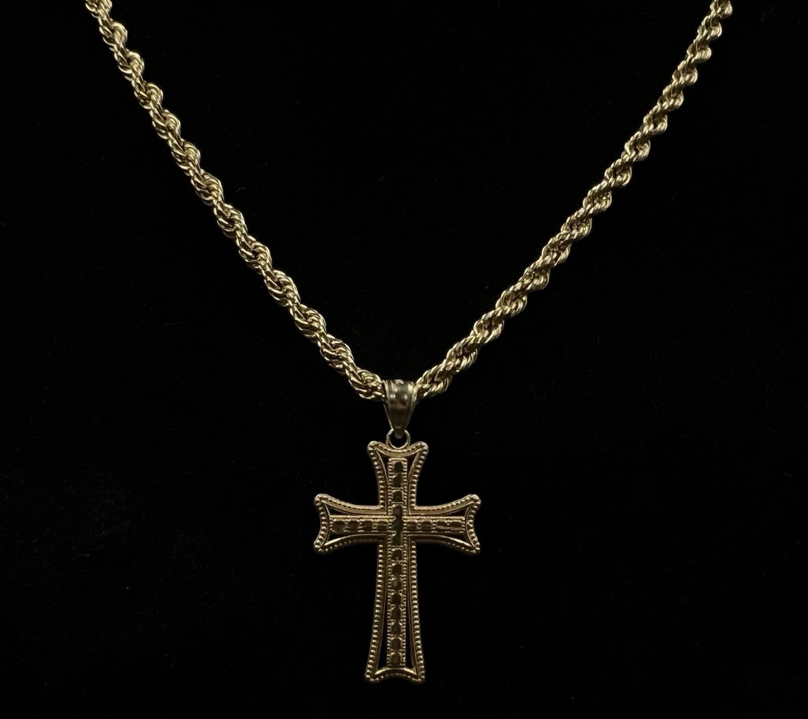 .73” x 1.32” 10K Semi-Solid Yellow Gold Diamond Cut Cross Pendant | 1.37g | 4MM