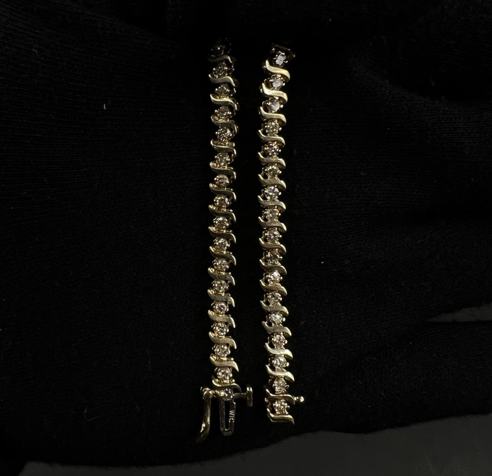 7.25” 14K Yellow Gold Natural Diamond Tennis Bracelet | 9.42g | ~1.5ct | 4.5MM |