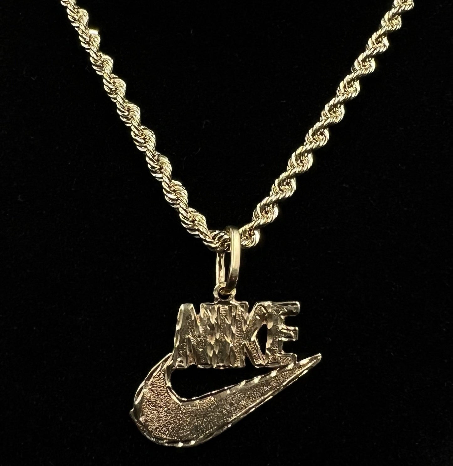 1.13” x 1.27” 14K Solid Yellow Gold Diamond Cut Nike Pendant 3.47g | 4x8MM Bail