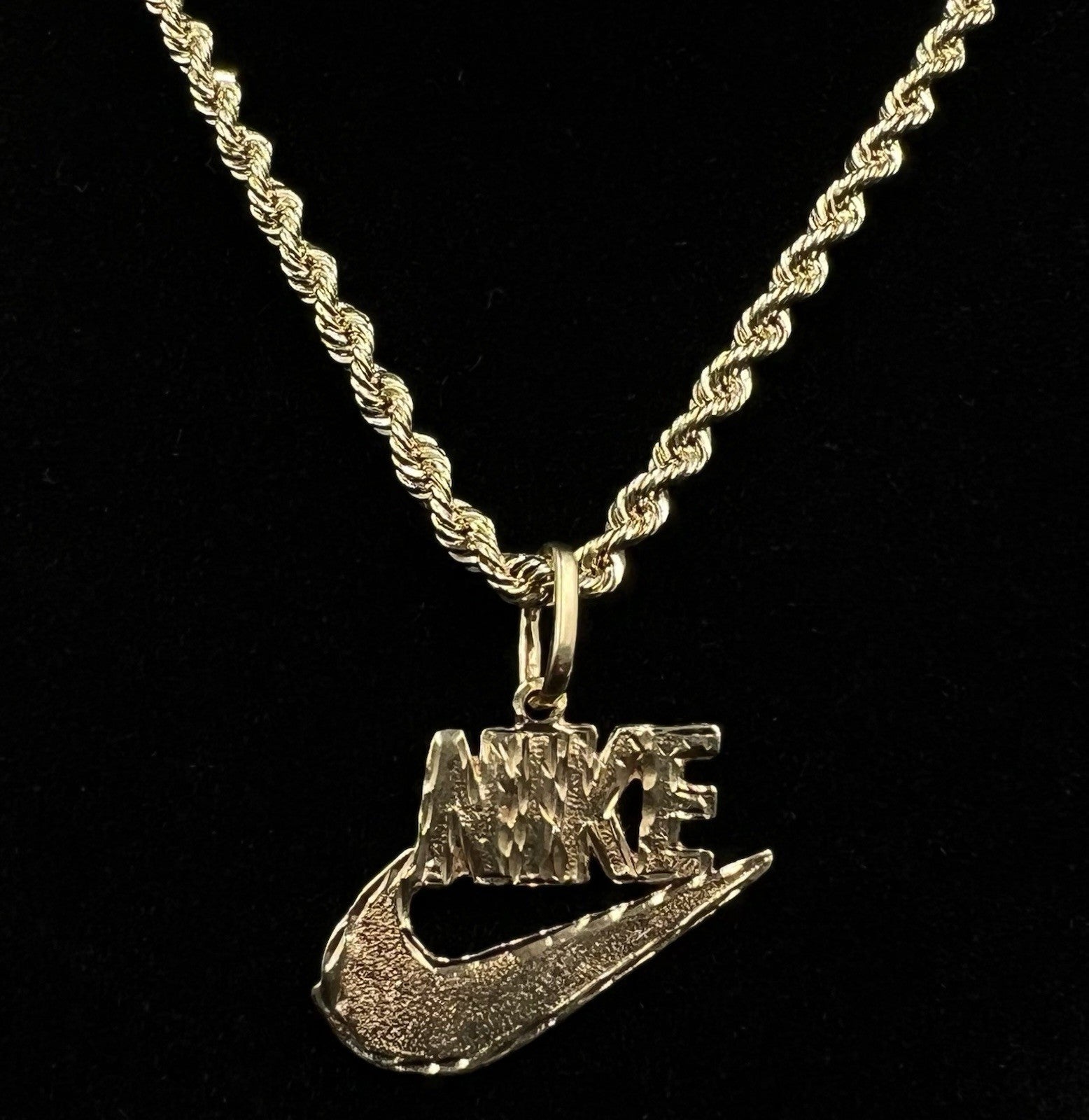 1.13” x 1.27” 14K Solid Yellow Gold Diamond Cut Nike Pendant 3.47g | 4x8MM Bail