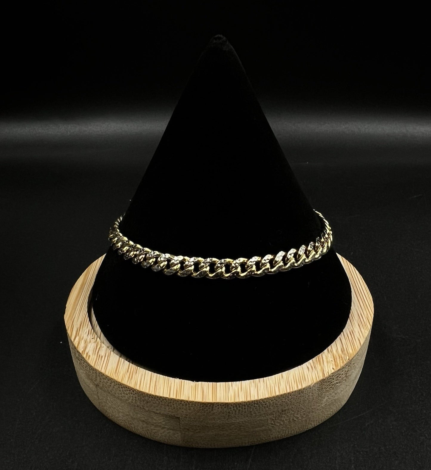 8” 10K Hollow Yellow Gold Diamond Cut Miami Cuban Bracelet | 9.4g | 5.4MM | Box