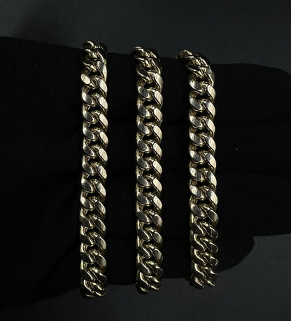 24” 10K Hollow Yellow Gold Miami Cuban Link Chain | 47.12g | 8.8MM | Box Closure