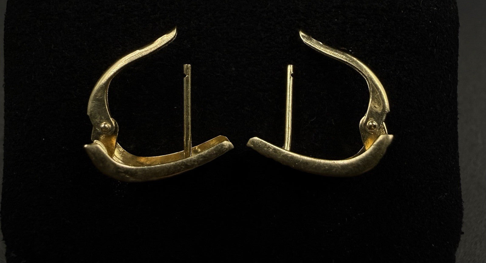 14k Solid Yellow Gold Diamond Cut Greek Key Earrings || 1.76g || 9.8mm Wide ||