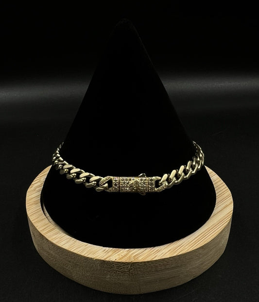 8” 10K Hollow Yellow Gold Monaco Cuban Bracelet | 6.36g | 6mm | CZ Box Clasp |