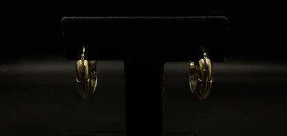 .75” 14k Hollow Yellow Gold Hoop Earrings | 1.63g | 5mm Thick | Hinged |