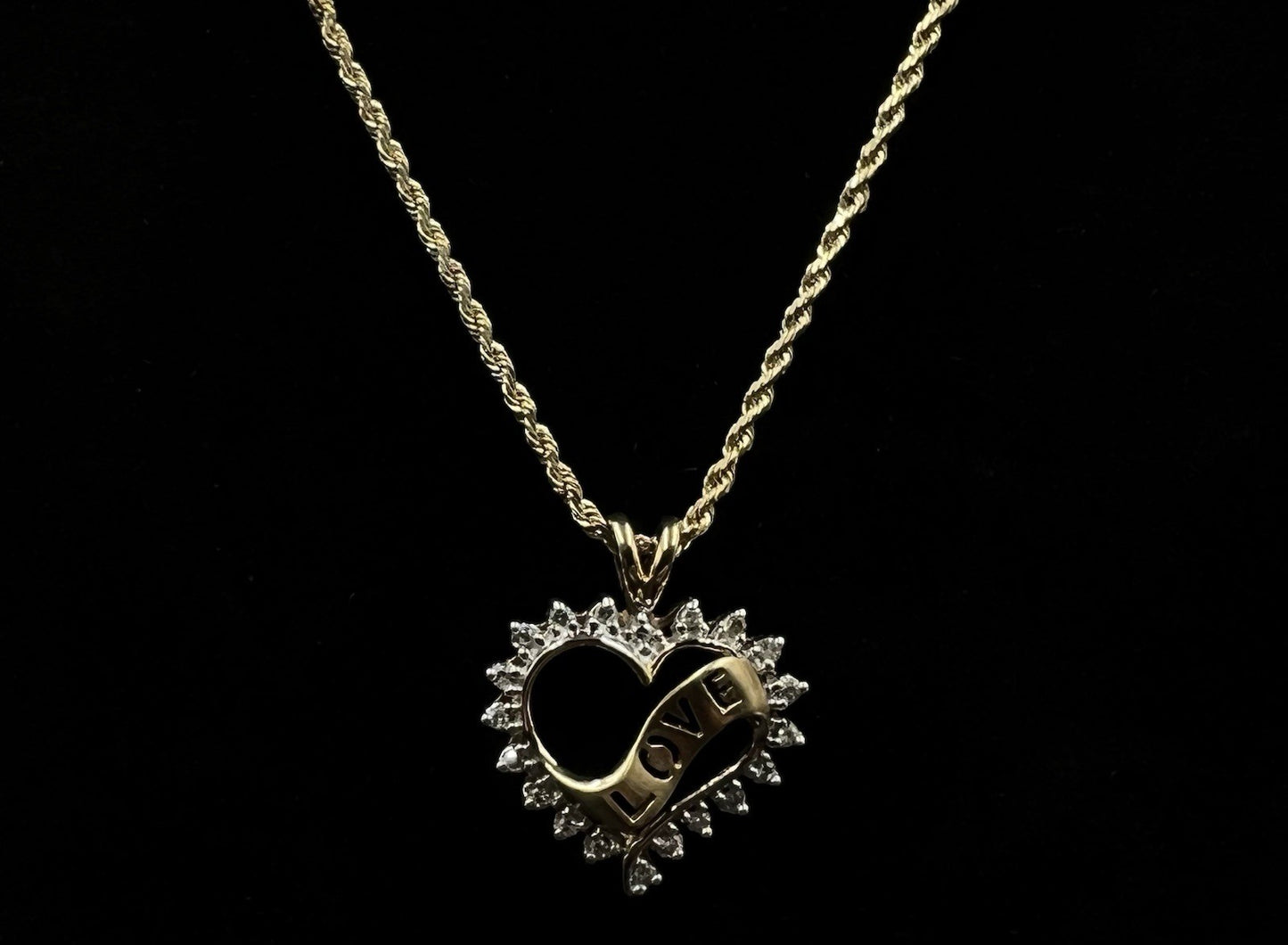 .89” x .76” 10K Semi-Solid Gold Natural Diamond Heart Pendant 2.91g | 2MM Bail |