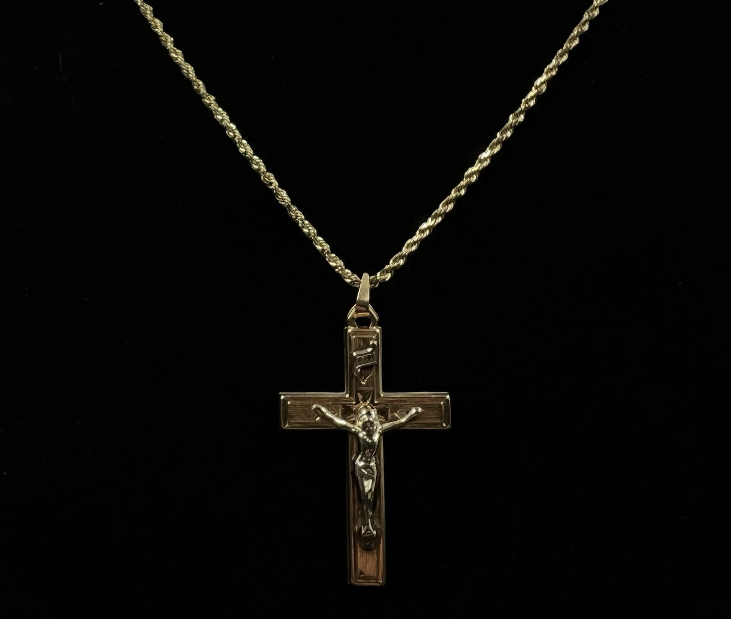 .85” x 1.4” 14K Hollow Two-Tone Gold Crucifix Pendant | 1.66g | 2.5MM Bail |