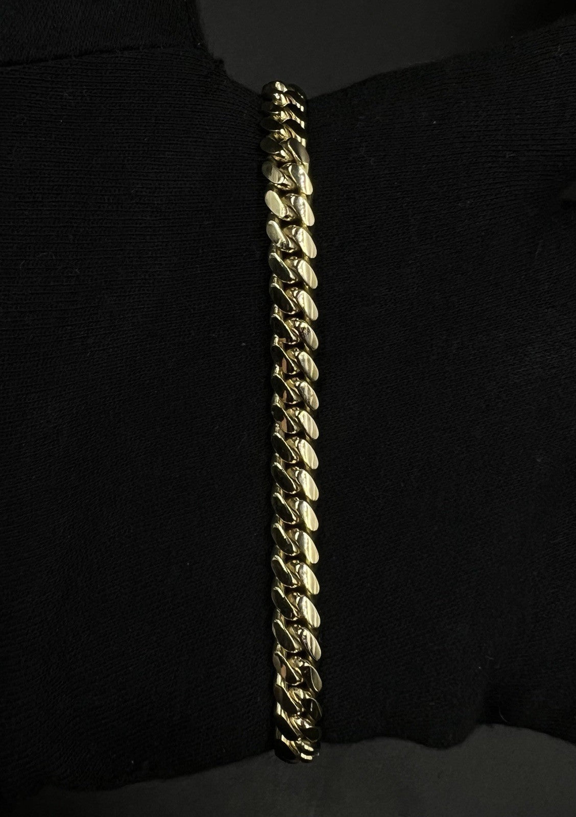 7.75” 10K Solid Yellow Gold Miami Cuban Bracelet | 27.57g | 6.8mm | Box Clasp |