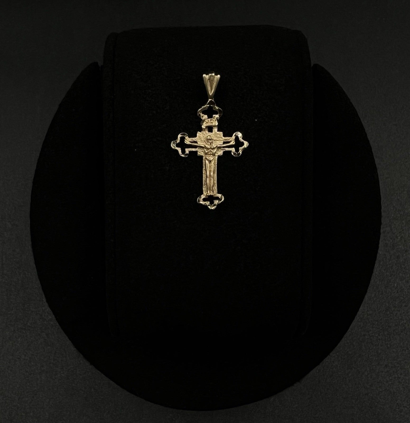 .6” x 1.05” 14K Solid Yellow Gold Diamond Cut Crucifix Pendant 1.08g 2.8mm Bail