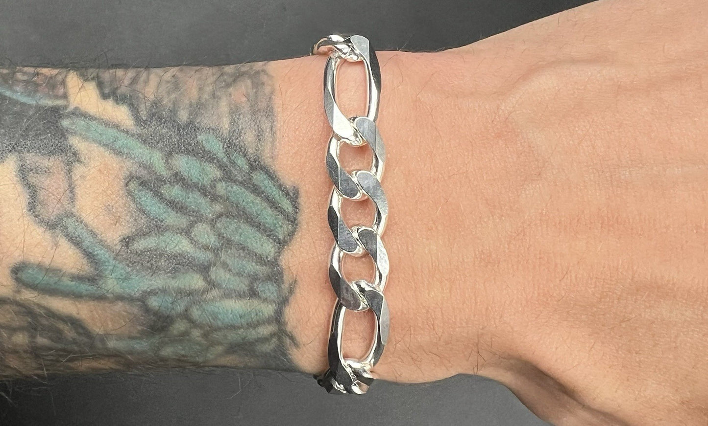 9” 925 Solid Sterling Silver Diamond Cut Figaro Bracelet 25.07g | 9.2mm | Italy