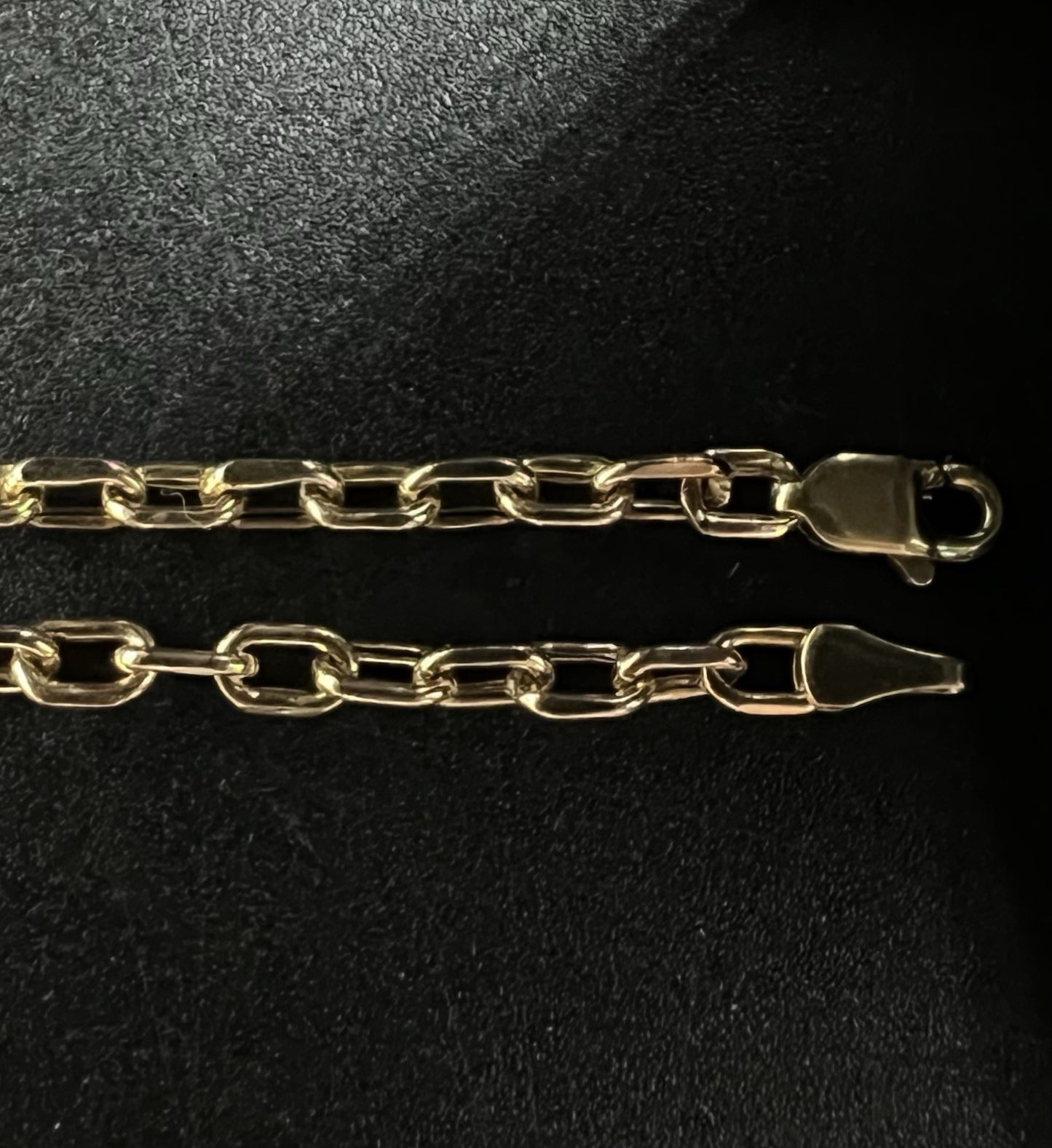 17.5” 14K Hollow Yellow Gold Cable Chain | 4.16g | 2.9mm | Lobster Clasp |