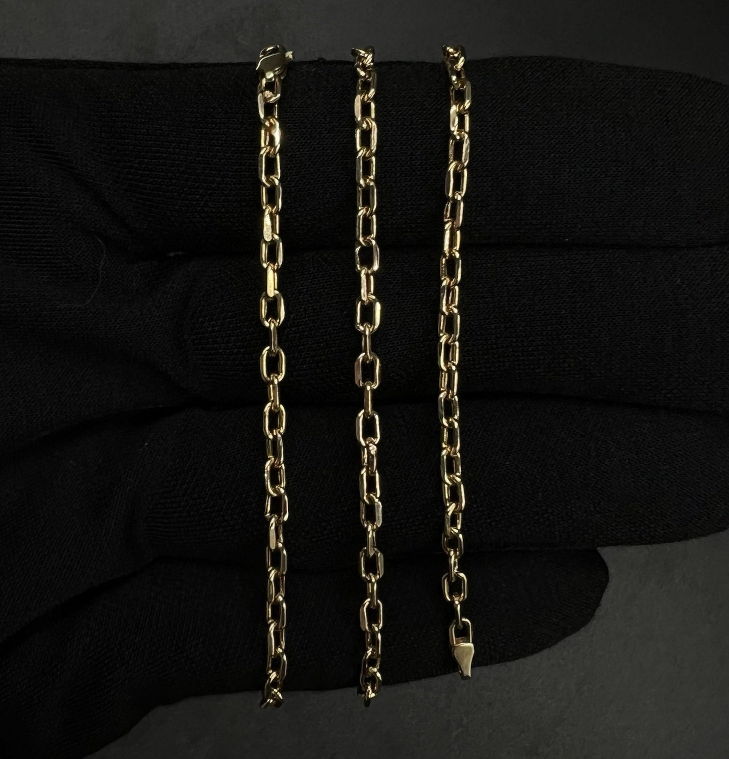 17.5” 14K Hollow Yellow Gold Cable Chain | 4.16g | 2.9mm | Lobster Clasp |