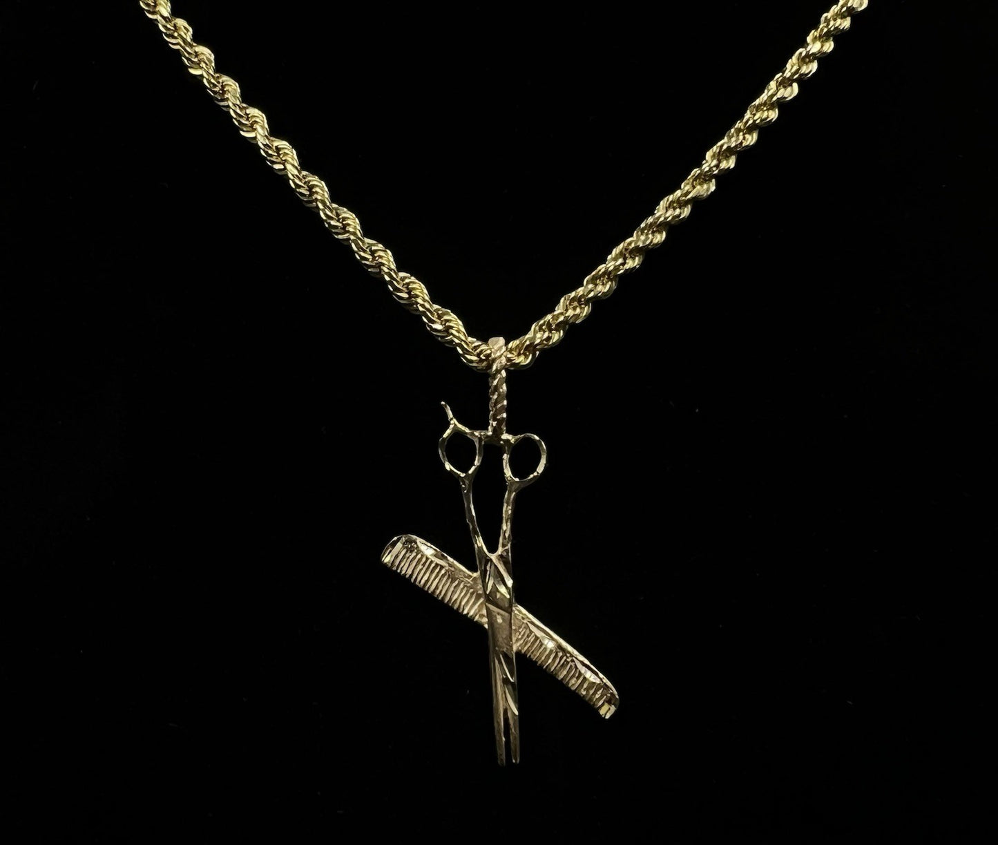 .94” x 1.68” 14K Solid Yellow Gold Barber Pendant  2.51g | 3.5 x 5mm Bail |