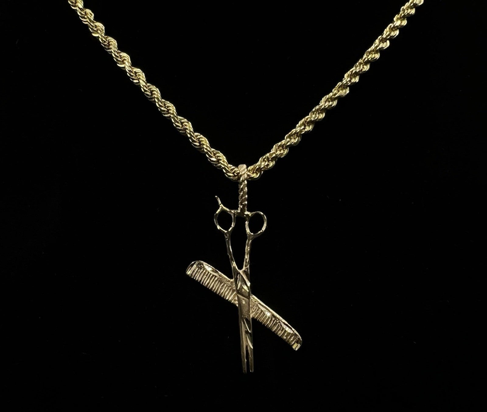 .94” x 1.68” 14K Solid Yellow Gold Barber Pendant  2.51g | 3.5 x 5mm Bail |