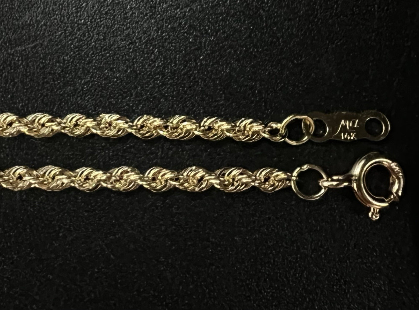 18.25” 14K Hollow Yellow Gold Rope Chain | 2.15g | 2.2MM | Lobster Clasp |